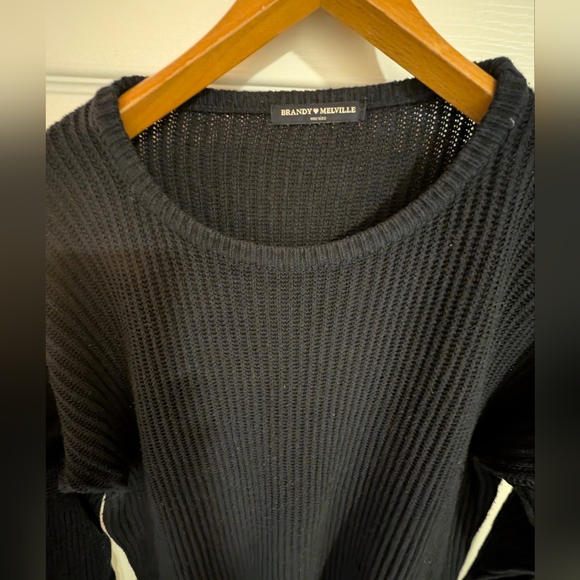 Brandy Melville Navy Knit Sweater - Picture 4 of 6